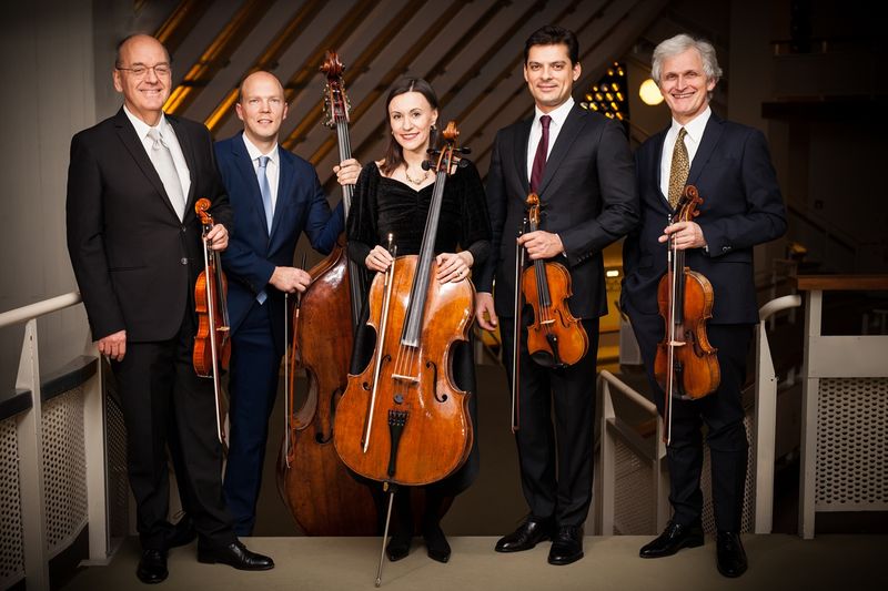 Philharmonic-String-Quintet-B 4 (c) privat